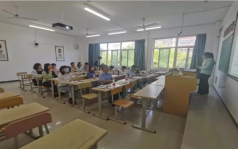 交通运输学院成功举办“拼匠心精神，铸金色道钉”教学技能竞赛，激发教师创新活力